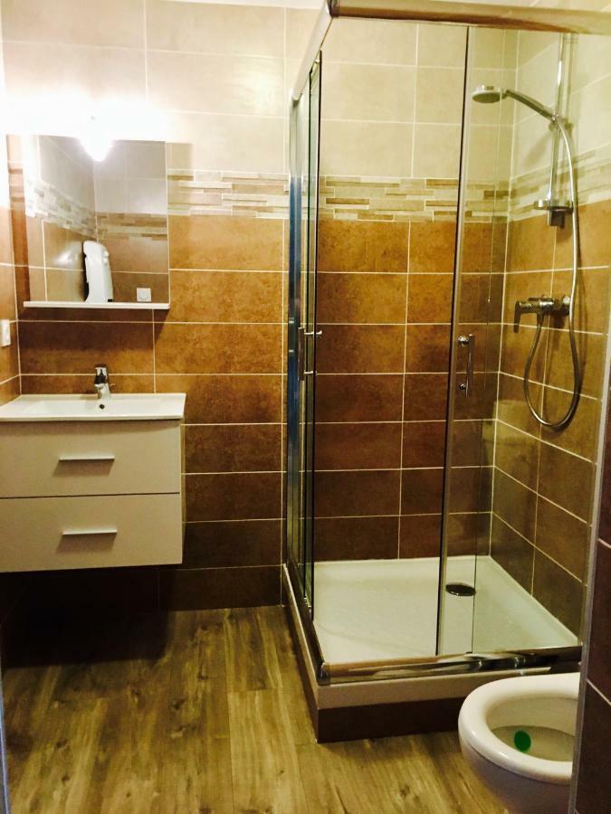 Chez Marinette Apartment Le Cailar Ngoại thất bức ảnh